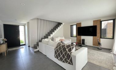 CASA 6 AMB EN VENTA BARRIO CERRADO CHATEAU PILAR