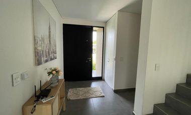 CASA 6 AMB EN VENTA BARRIO CERRADO CHATEAU PILAR