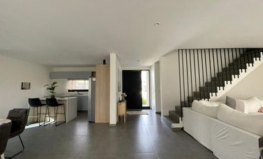 CASA 6 AMB EN VENTA BARRIO CERRADO CHATEAU PILAR