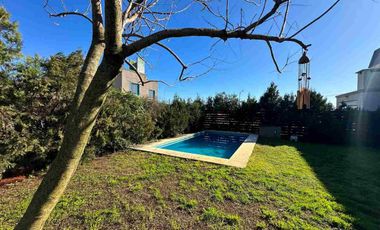VENTA CASA 3 AMBIENTES BARRIO LAGUNA AZUL CREDITO