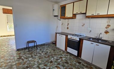 Alquiler Dpto 3 amb. c/ balcon en Luzuriaga