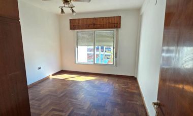 Alquiler Dpto 3 amb. c/ balcon en Luzuriaga