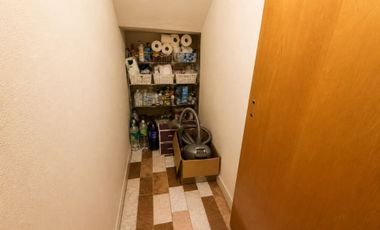 Casa 5 ambientes en venta San José c/amplio jardín