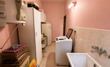 Casa 5 ambientes en venta San José c/amplio jardín