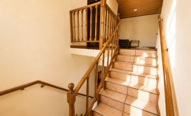 Casa 5 ambientes en venta San José c/amplio jardín