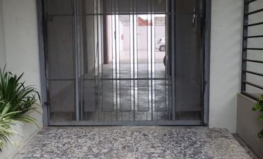 COCHERA EN VENTA SEMI CUBIERTA BANFIELD