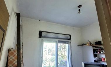 CASA 4 AMBIENTES EN VENTA EN SOURIGUES