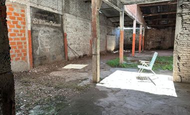 VENTA LOCAL CON GALPON A RECICLAR EN TEMPERLEY