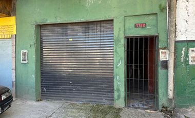 VENTA LOCAL CON GALPON A RECICLAR EN TEMPERLEY