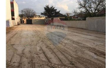 ALQUILER TERRENO CASTELAR CERCA ACCESO OESTE 900M2