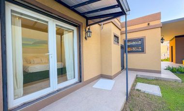 CASA 1 DORMITORIO VENTA ALVEAR CON PATIO