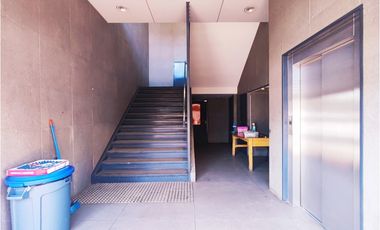 Arriendo Local en Centro Comercial, Santiago Centro