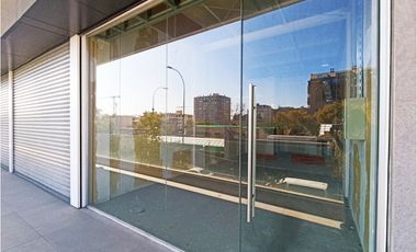 Arriendo Local en Centro Comercial, Santiago Centro