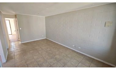 Venta casa remodelada Capilla Las Nieves III en Calle Larga