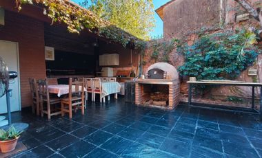 Casa 6 amb c/ patio, garage y playroom, Hurlingham