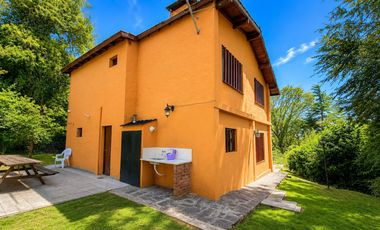 VENTA CASA 4 AMBIENTES SIERRA DE LOS PADRES