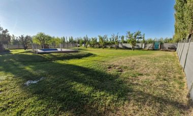 VENTA CASA QUINTA 3 DORM. PILETA 5 HA, FDEZ ORO