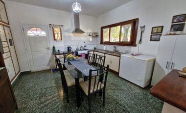 VENTA CASA QUINTA 3 DORM. PILETA 5 HA, FDEZ ORO