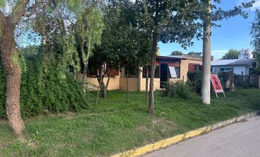 VENTA CASA CON LOCAL COMERCIAL ICHO CRUZ