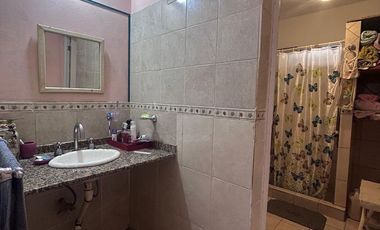 VENTA CASA CON LOCAL COMERCIAL ICHO CRUZ