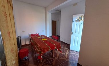 VENTA CASA 3 AMBIENTES CON PATIO Y GARAGE. EZEIZA