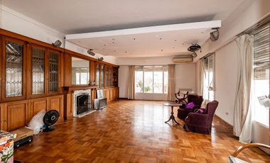 VENTA DTO. 7 AMB. DUPLEX C/COCHERA VILLA DEVOTO