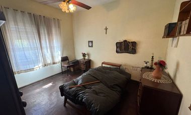 CASA EN VENTA QUILMES