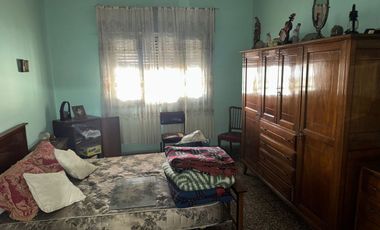 CASA EN VENTA QUILMES