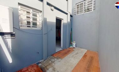 CASA EN VENTA QUILMES 6 AMBIENTES EN 2 PLANTAS