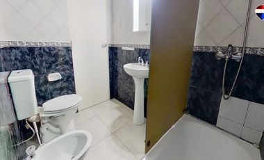 CASA EN VENTA QUILMES 6 AMBIENTES EN 2 PLANTAS