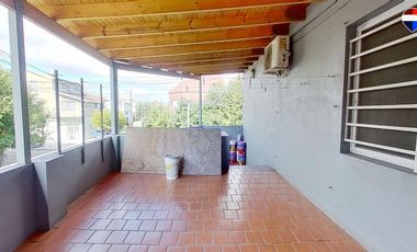 CASA EN VENTA QUILMES 6 AMBIENTES EN 2 PLANTAS