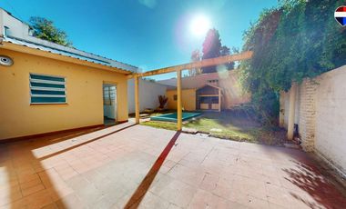 CASA EN VENTA FLORENCIO VARELA 6 AMBIENTES