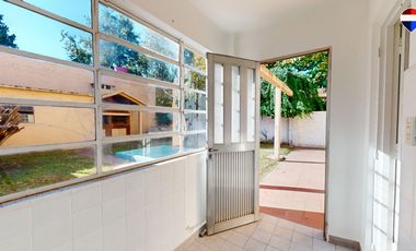 CASA EN VENTA FLORENCIO VARELA 6 AMBIENTES