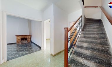 CASA EN VENTA FLORENCIO VARELA 6 AMBIENTES