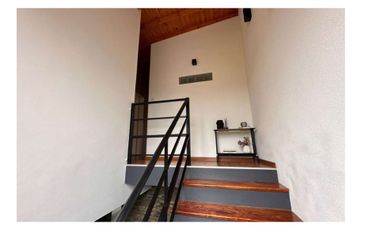 ALQUILER CASA 4 AMBIENTES HURLINGHAM