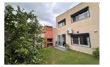 ALQUILER CASA 4 AMBIENTES HURLINGHAM