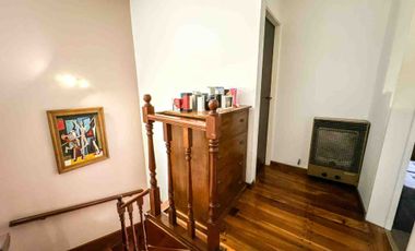 venta casa en olivos 4 ambientes  OPORTUNIDAD