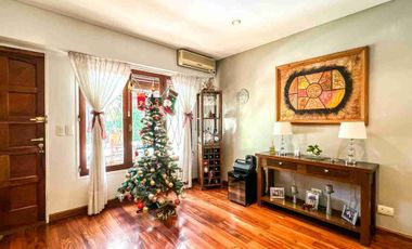 venta casa en olivos 4 ambientes  OPORTUNIDAD
