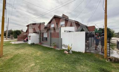 VENTA CASA Y DEPARTAMENTO ACANTILADOS LAS GRUTAS