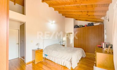 VENTA CASA B* LOS OLIVOS 4 DORMITORIOS CENTENARIO