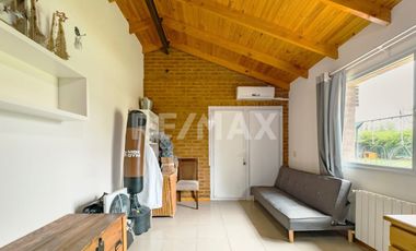 VENTA CASA B* LOS OLIVOS 4 DORMITORIOS CENTENARIO