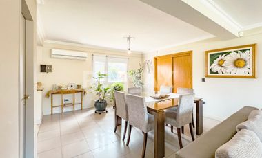 VENTA CASA B* LOS OLIVOS 4 DORMITORIOS CENTENARIO
