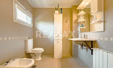 VENTA CASA B* LOS OLIVOS 4 DORMITORIOS CENTENARIO