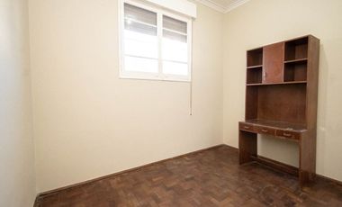 ALQUILER DE CASA EN PLANTA ALTA