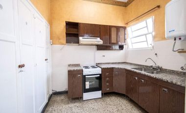 ALQUILER DE CASA EN PLANTA ALTA