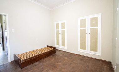 ALQUILER DE CASA EN PLANTA ALTA