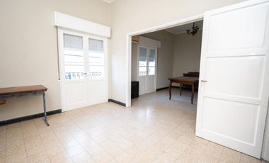 ALQUILER DE CASA EN PLANTA ALTA