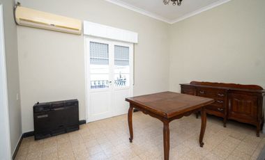 ALQUILER DE CASA EN PLANTA ALTA