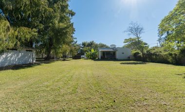 Casa con salida al río en Arroyo Leyes | Venta