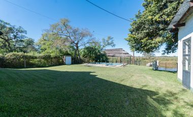 Casa con salida al río en Arroyo Leyes | Venta